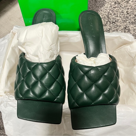 Bottega Veneta Dark Green Quilted Heels - Picture 4 of 13